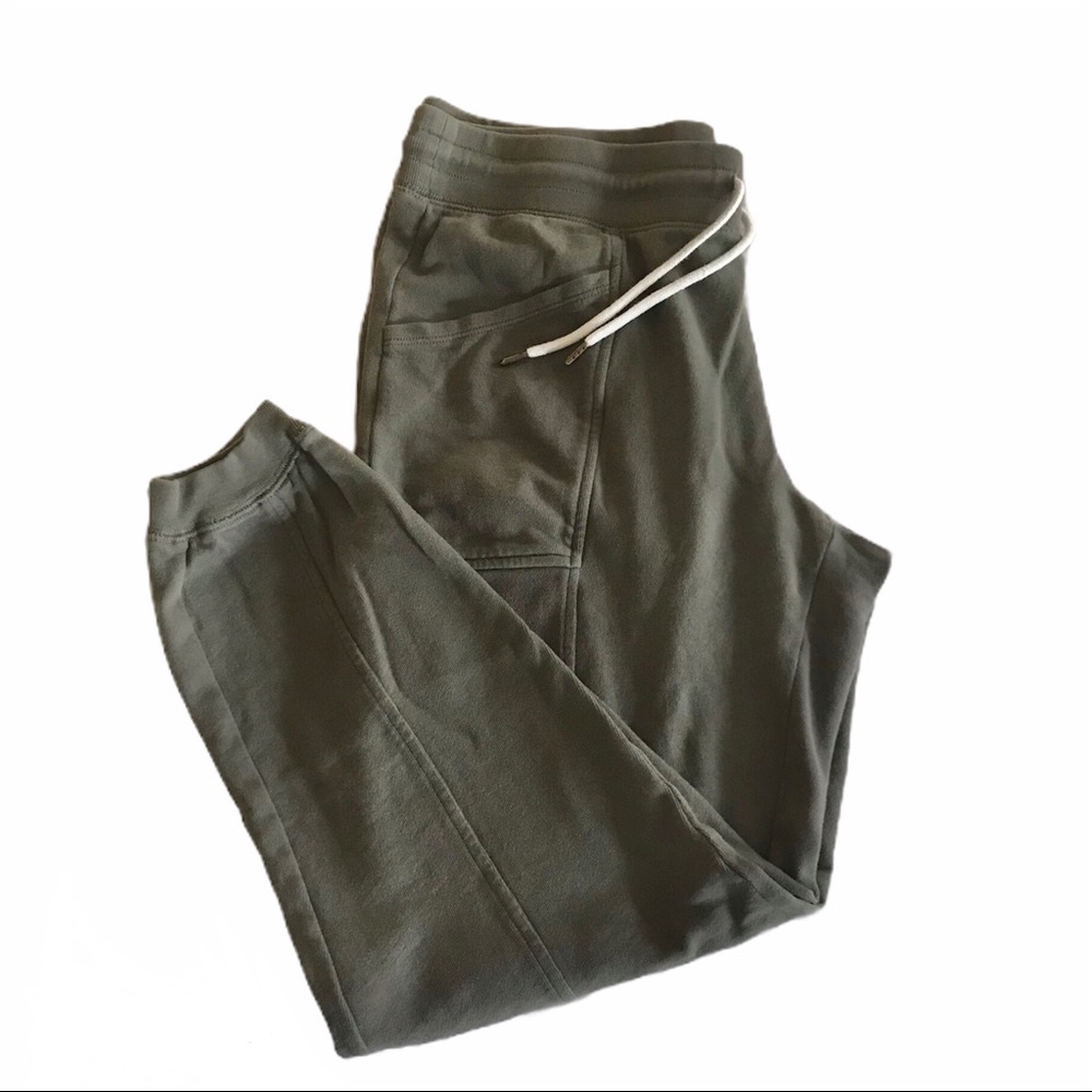 Old navy olive jogger size S